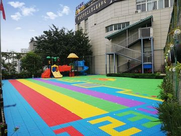 Cina Moistureproof Durable Suspended Interlocking Sports Flooring untuk Taman Kanak-kanak pabrik