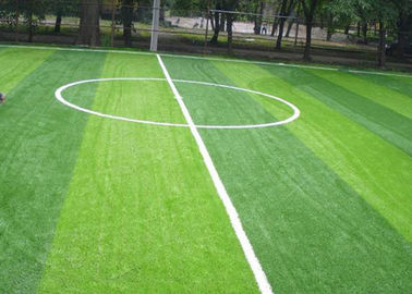 Cina Durable No Dazzling Upright Diy Synthetic Grass / Football Field Grass pabrik